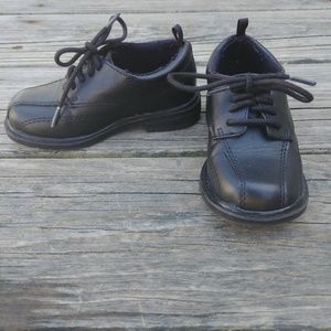 Toddler dress shoes